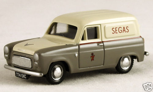 Classix em76674 ford thames - em76674,
