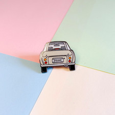 Figaro Topaz Mist Enamel Pin -