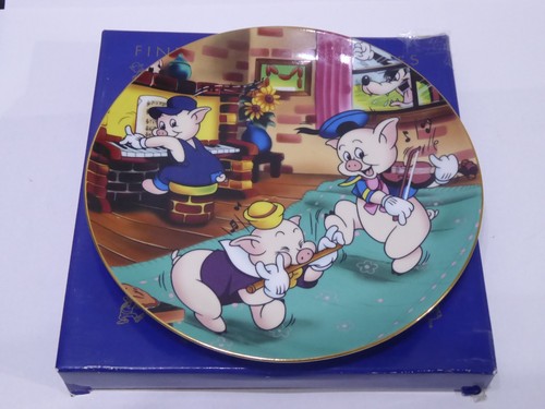 Three little pigs - little,
