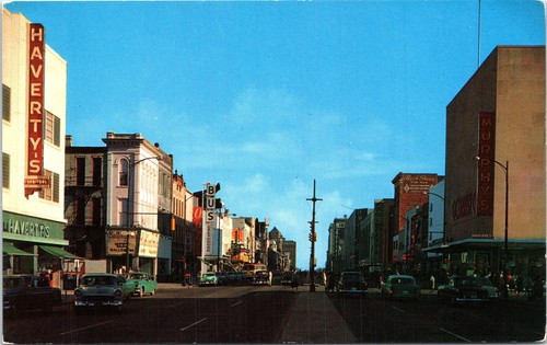 Postcard richmond broad - postcard, va
