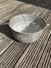 cast iron cauldron durtch oven pot