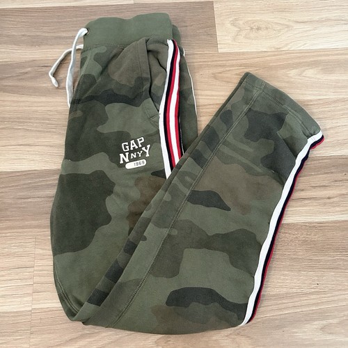 Kids gap green camo stripe - green,