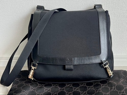 Gucci messenger bag - gucci, black