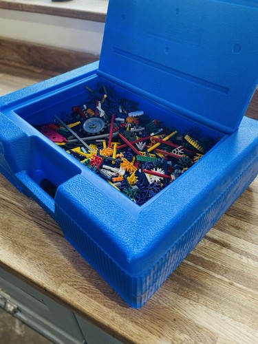 Large vintage nex bundle - vintage, k’nex