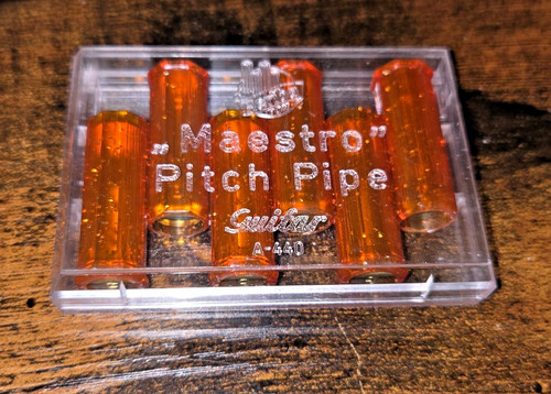 Maestro guitar pitch pipe - 'maestro',