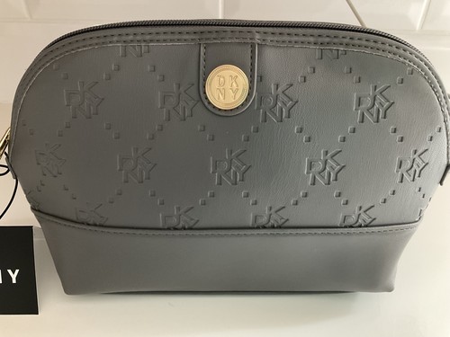 Dkny large zip over makeup - zip,