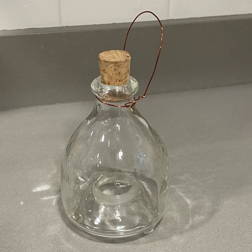 Vtg clear glass - glass, trap
