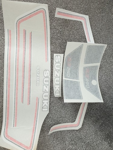 Suzuki gt250 paintwork - x7,