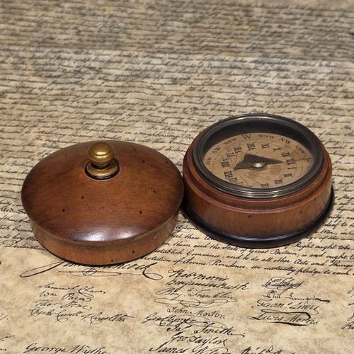 Antique style turned mahagony - antique,