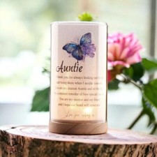 Personalised Auntie Gift Butterfly Night Lamp With Wood Base and Sentiment WL-52