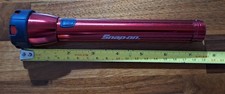 GENUINE SNAP ON FLASHLIGHT