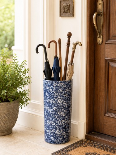 Classic blue daisy umbrella - classic, /