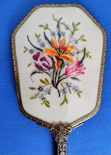 Stunning vintage embroidered - stunning,