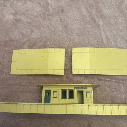 Vintage hornby dublo station - vintage,