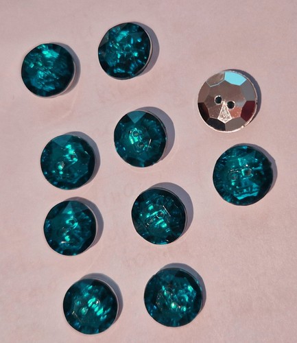 Bright teal colour - 10, x