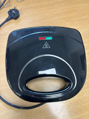 Morrisons toastie maker pre - toastie,