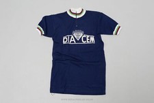 Diacem - Vintage Woollen Style