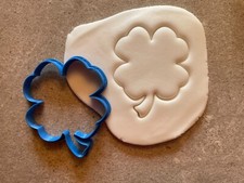 Shamrock Outline cookie