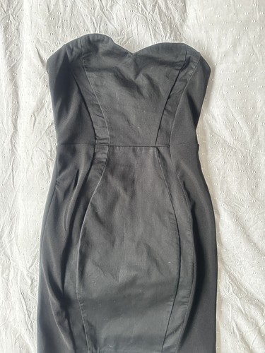 Little black dress divided - black,