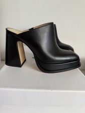 SOULIERS MARTINEZ Mules