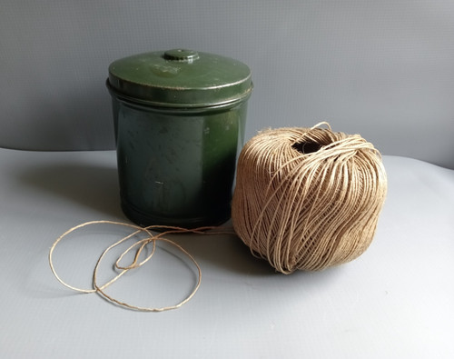 Rare vintage metal - metal, string