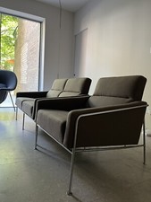 Arne Jacobsen Airport Chair & Sofa For Fritz Hansen. Mid Century.