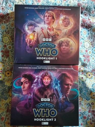Doctor who hooklight and 2 - hooklight,