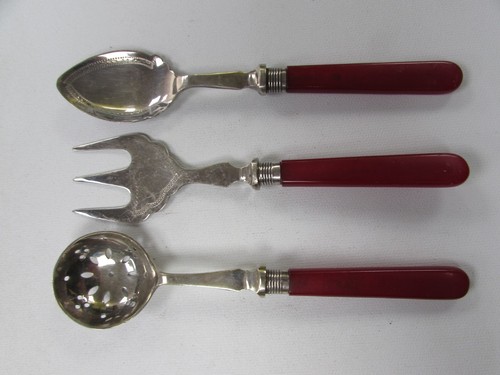 Vintage red resin - (ref288bk),
