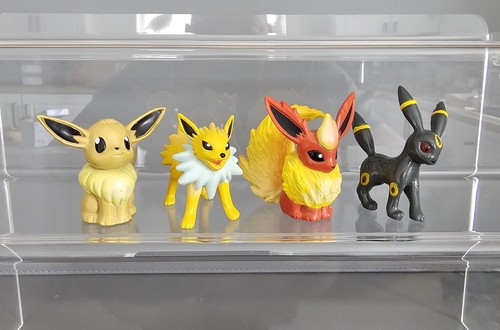 Vintage pokemon battle figures - battle,