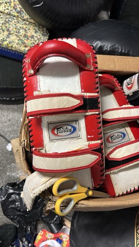Fairtex curved leather - fairtex, muay