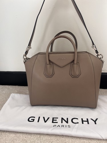 Givenchy antigona medium taupe - medium,