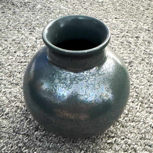 Black ceramic round bulb vase - black,