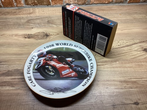 Ducati carl fogarty world - ducati,