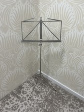 K&M Folding Extendable Music