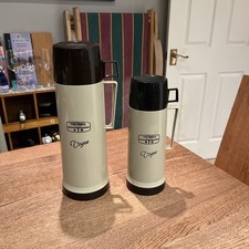 2 x Thermos Vintage 70s