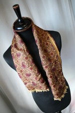 Vtg yellow paisley patterned