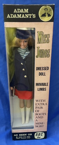 Laurie toys barbie sindy - toys,