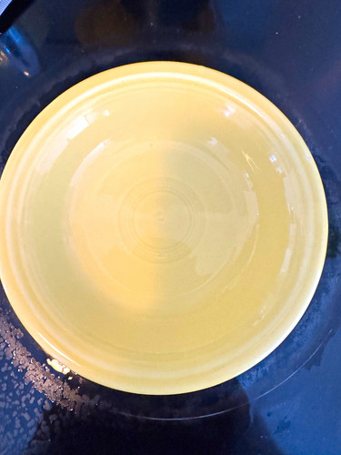 Fiestaware yellow round - fiestaware,