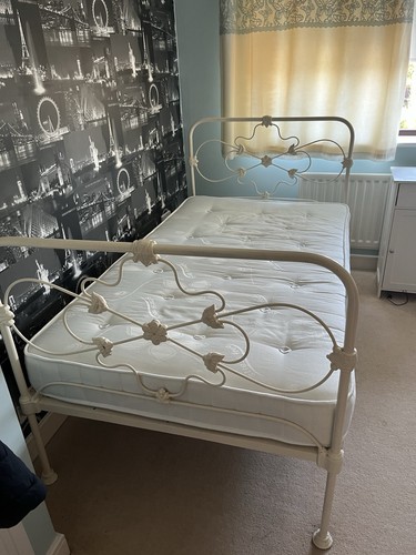 Cast iron and steel bed - iron,