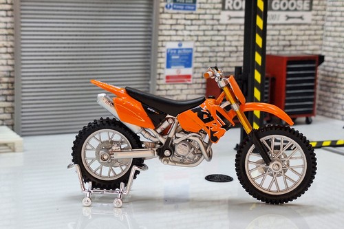 Ktm 525 orange 18 scale - 525, sx