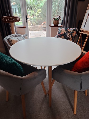 Jysk round dining table - dining,