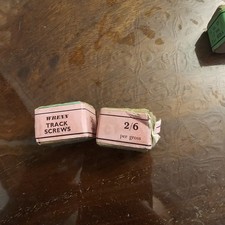 2x WRENN-SPARES-TRACK  Screws