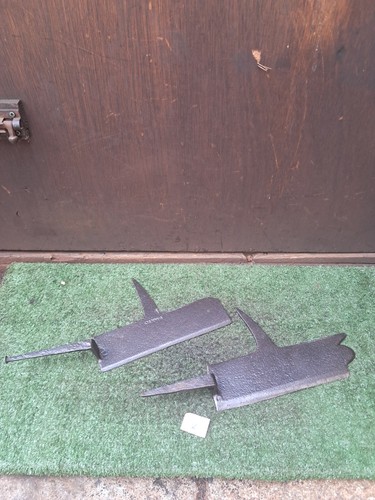Vintage roofing slaters axe - roofing,