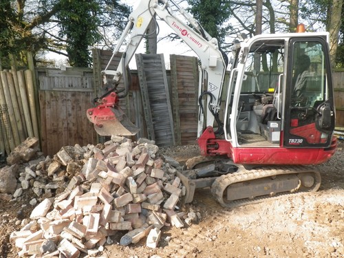 Crusher hire norwich - crusher,