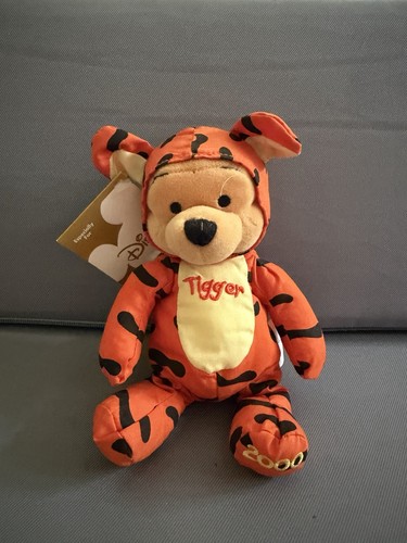 Winnie the pooh dressed - winnie,