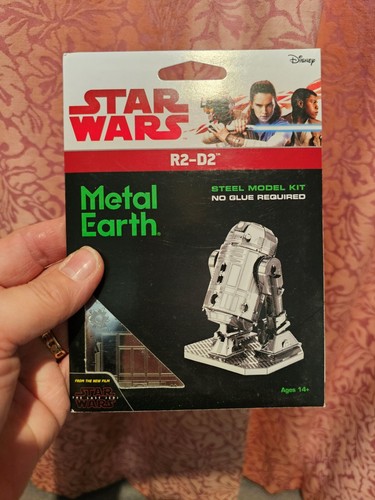 Metal earth star wars r2 - earth, r2-d2