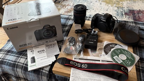 Canon eos with 24 - 6d, 24-105mm
