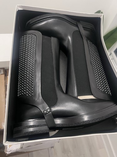 Brand new georgia armani - brand,