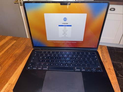 Macbook air 2022 chip - air,