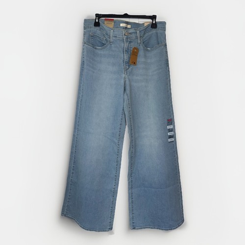 Nwt levi 318 shaping wide - nwt,